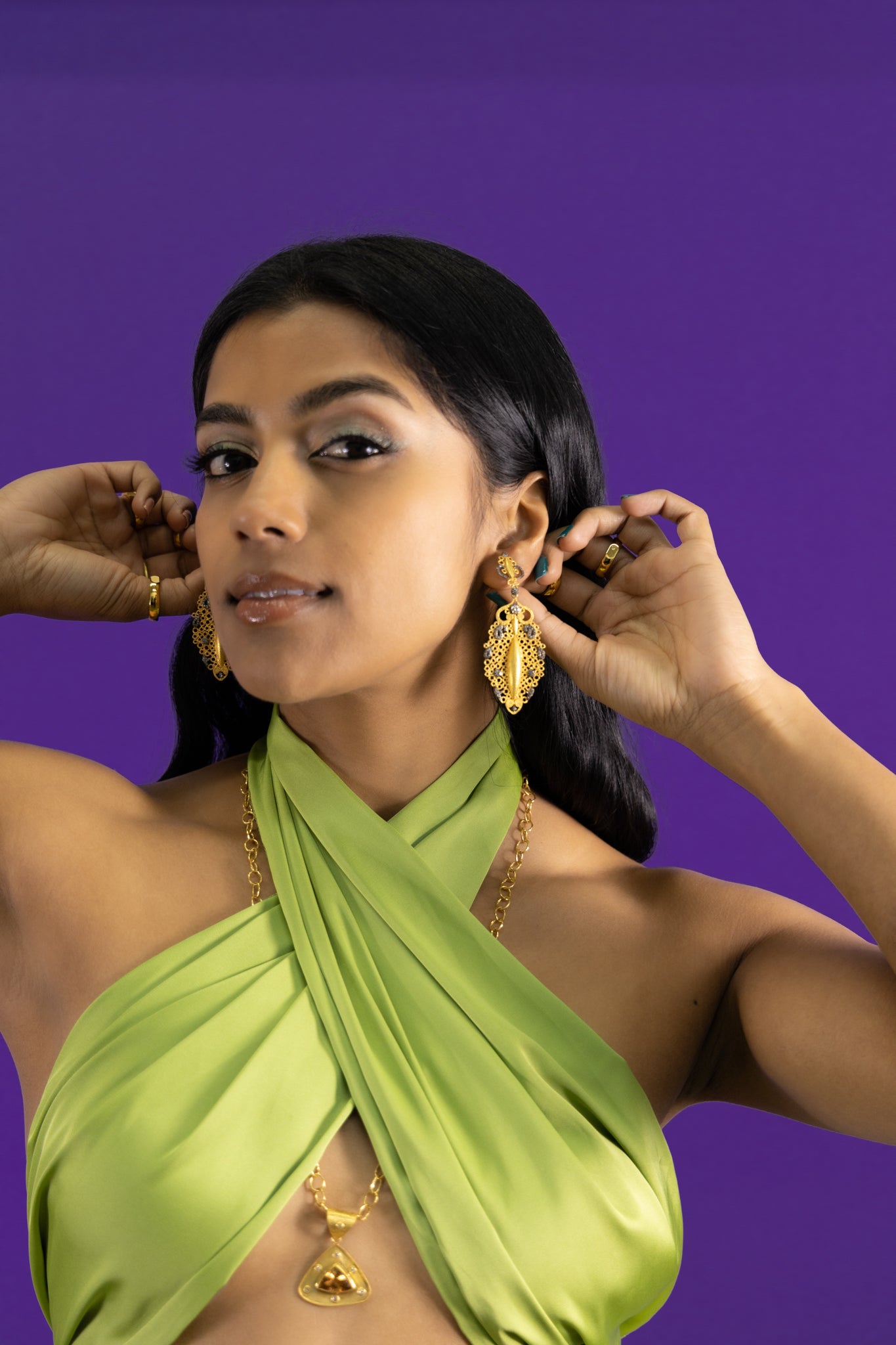 Hawa Leaf Earrings