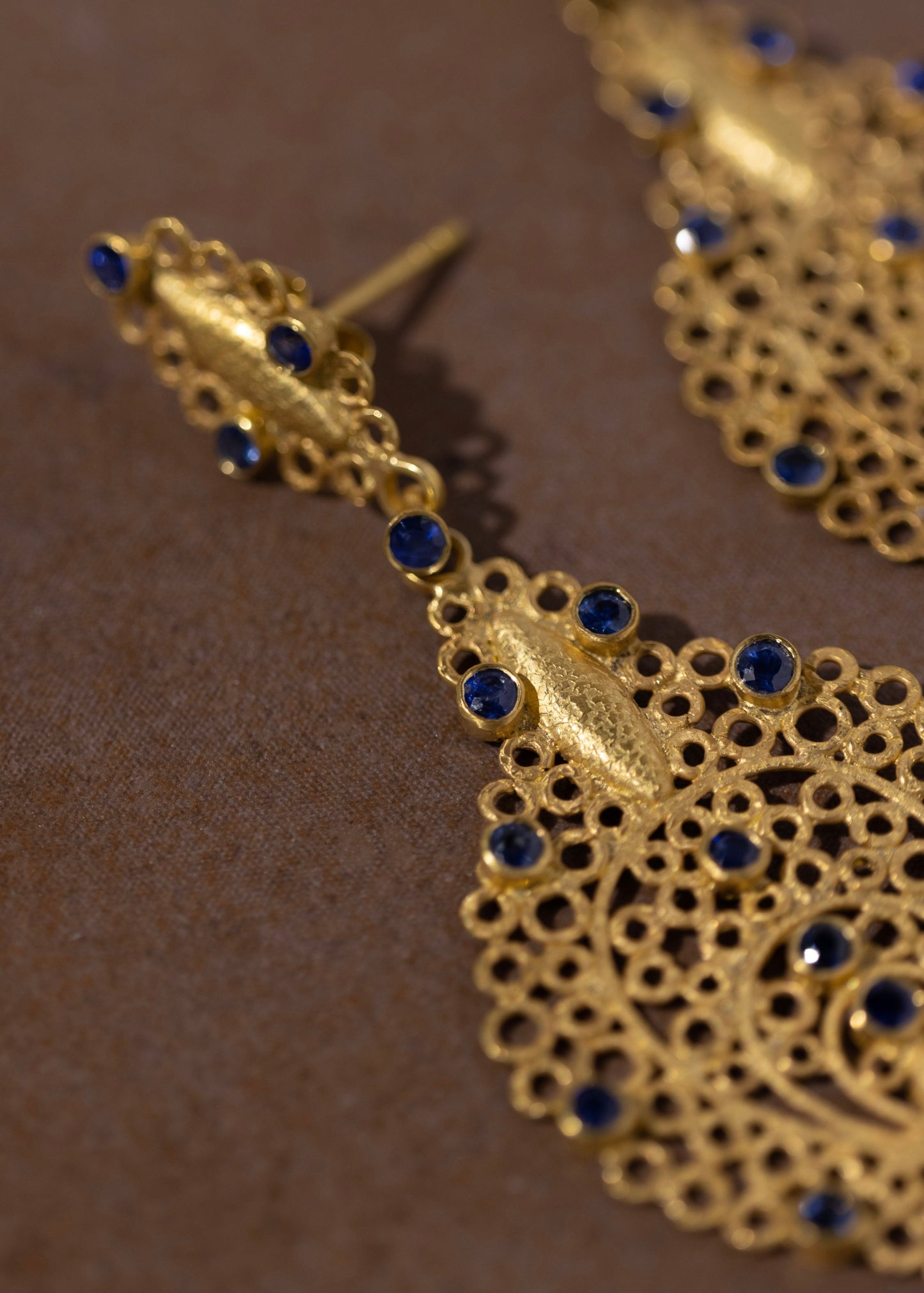 Hawa Earrings with Sapphires