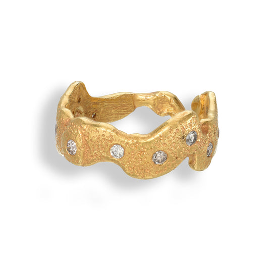 Vintage Gold Ring with Diamonds
