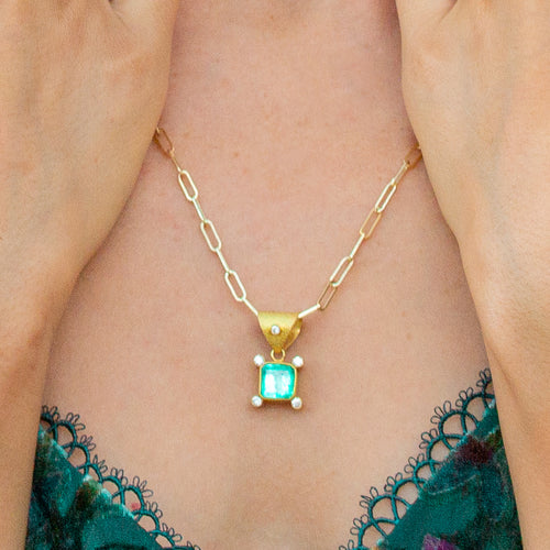 Colombian Emerald Diamond Pendant